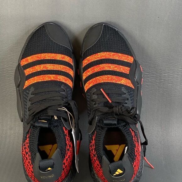 Adidas Men’s Trae Young 2.0 Atlanta Hawks NBA Basketball sneaker Shoes Size 9.5 - Picture 9 of 10